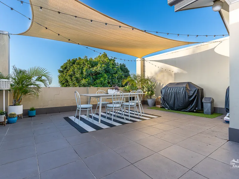 Position Position - You'll love this massive balcony !