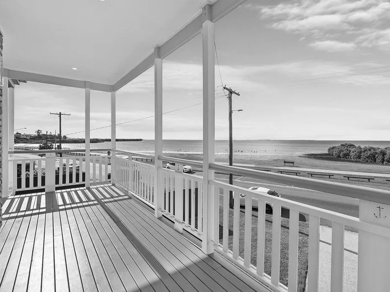 Spectacular Property In Exclusive Location!