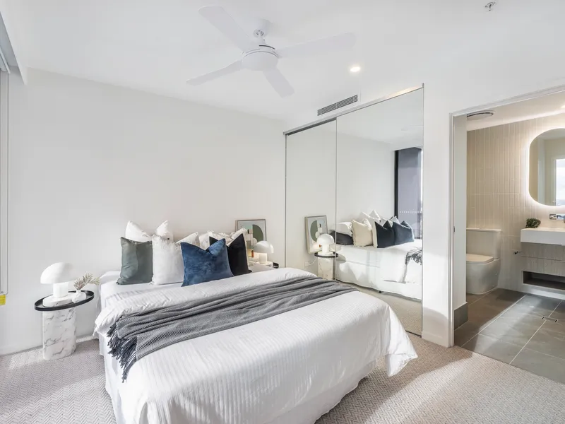 Spacious 2-Bedroom plus MPR riverfront apartment