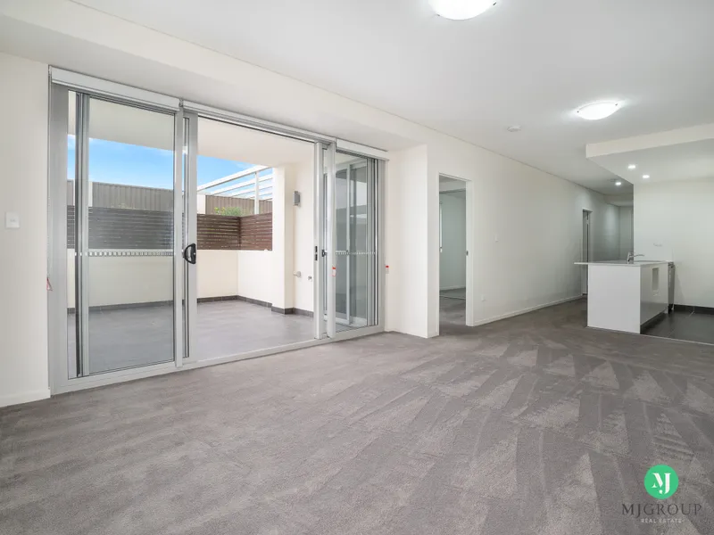Modern Ground Floor Unit with Private Terrace 