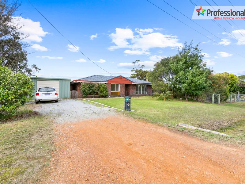 HIT THE COUNTRY TRAIL