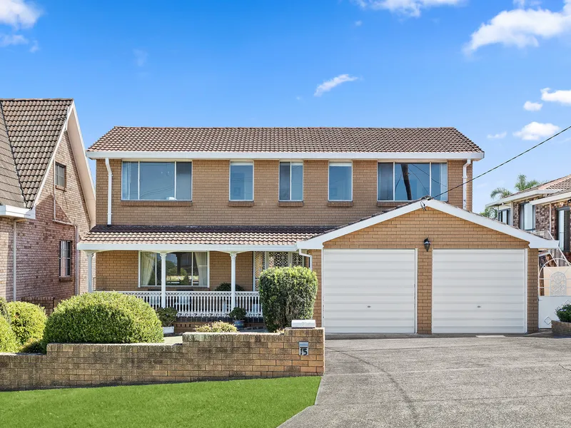 Charming dual-level family home