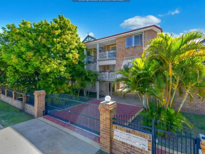 Unit in the heart of Bulimba