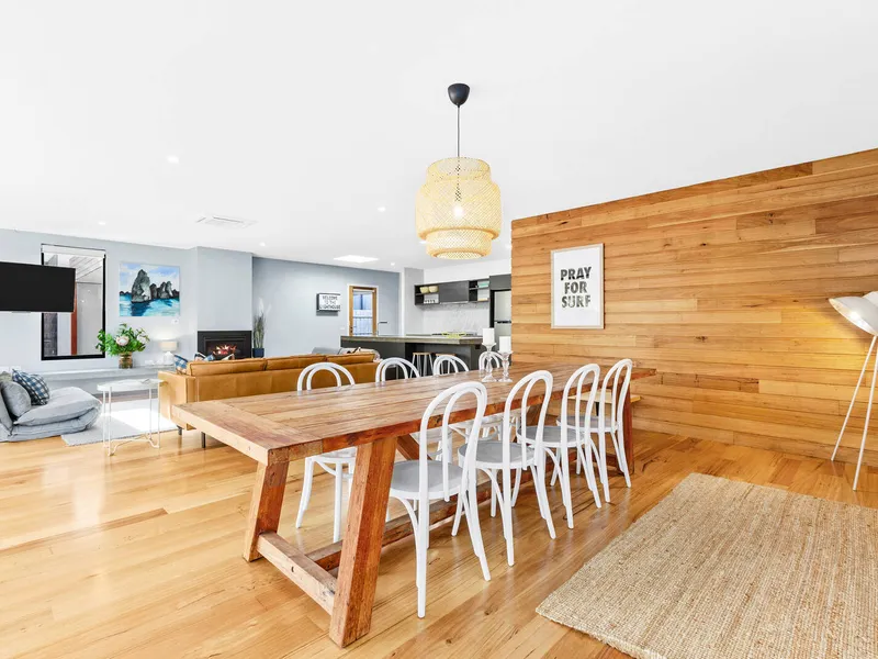 Beachside bliss - Open for Inspection Saturday 17 April 4 - 4:30pm