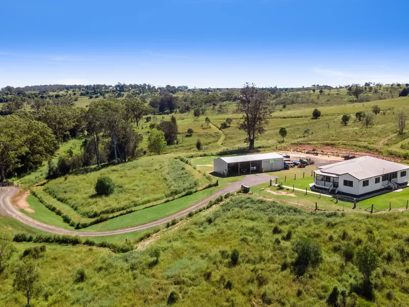 Executive Family Home Set On 30 Acres With Sweeping Views