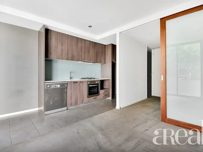 Stunning 1 bed plus study in fantastic location!