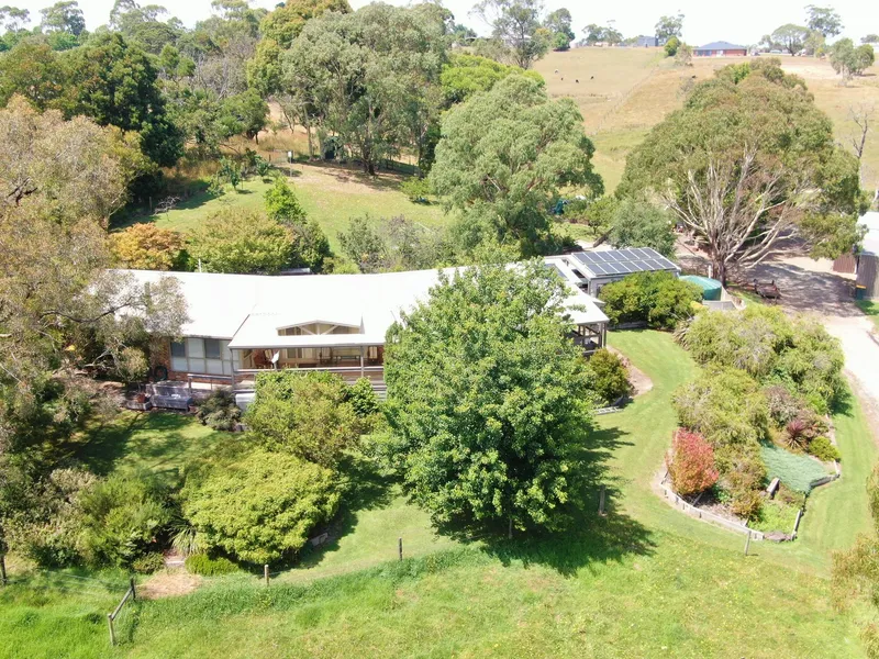 ‘Koorrnong’ - The Lifestyle You Have Dreamed About on 11.56 Acres