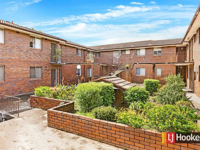 Fantastic Location | Double Brick