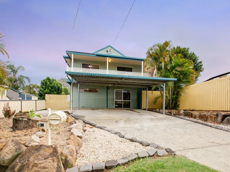 Huge Dual Living Home With Tasteful Finishes, Side Access + Great Outdoor Entertaining