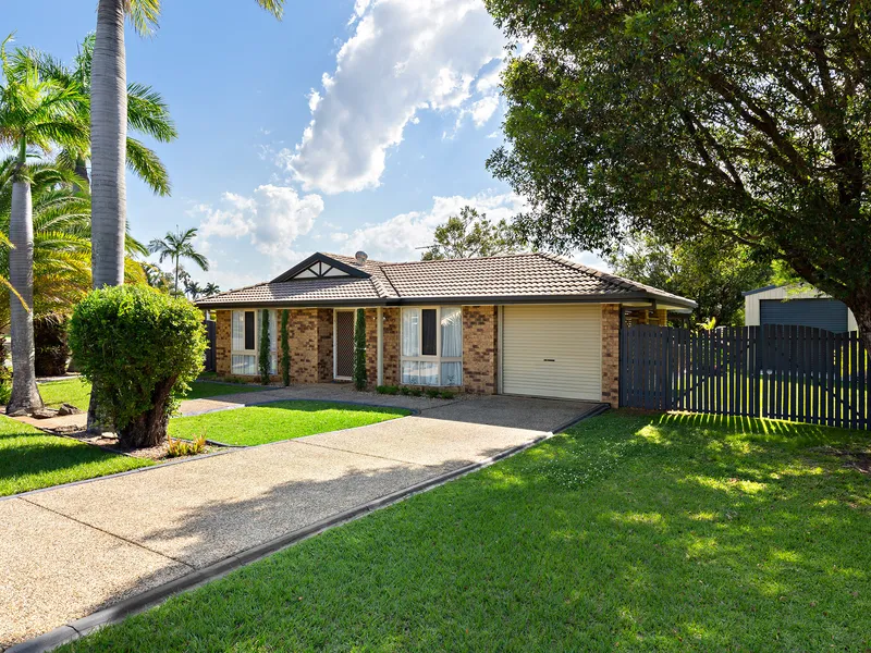 Tidy Lowset brick & tile on 746m2 corner block