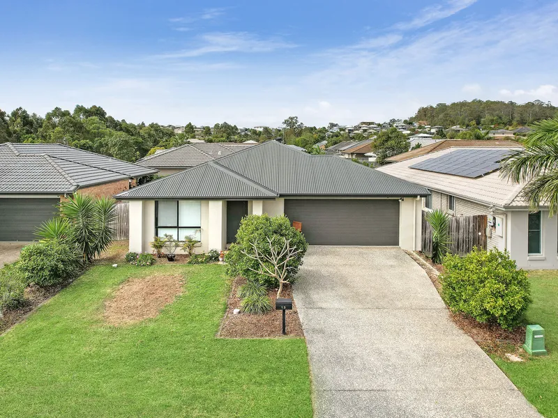 Low-maintenance perfection in desirable family-friendly enclave