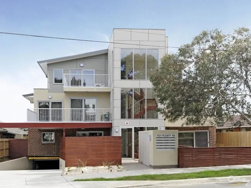Fully Furnished Apartment -   La Trobe University at your door step and Public Transport. 