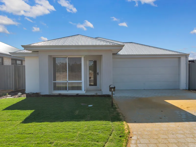 4 x 2 Family Home in Byford