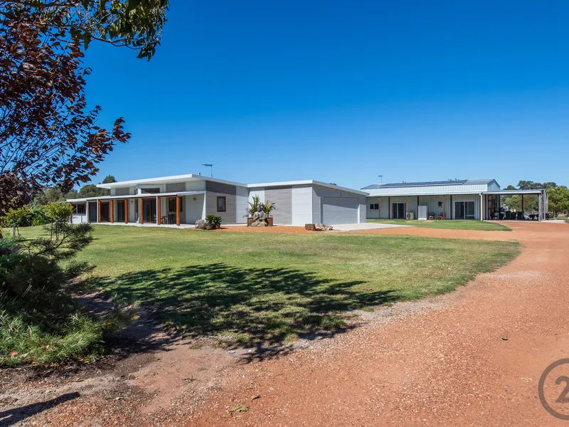 Contemporary Country Retreat