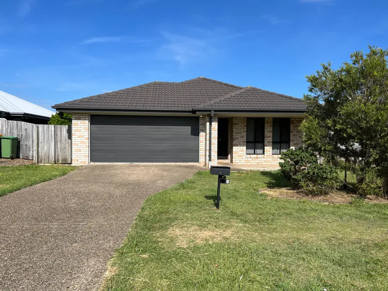 Freshly painted & new carpet - FOUR BEDROOM HOME