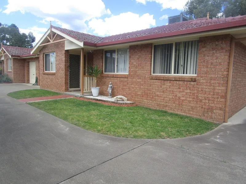 Two bedroom unit in North Tamworth 