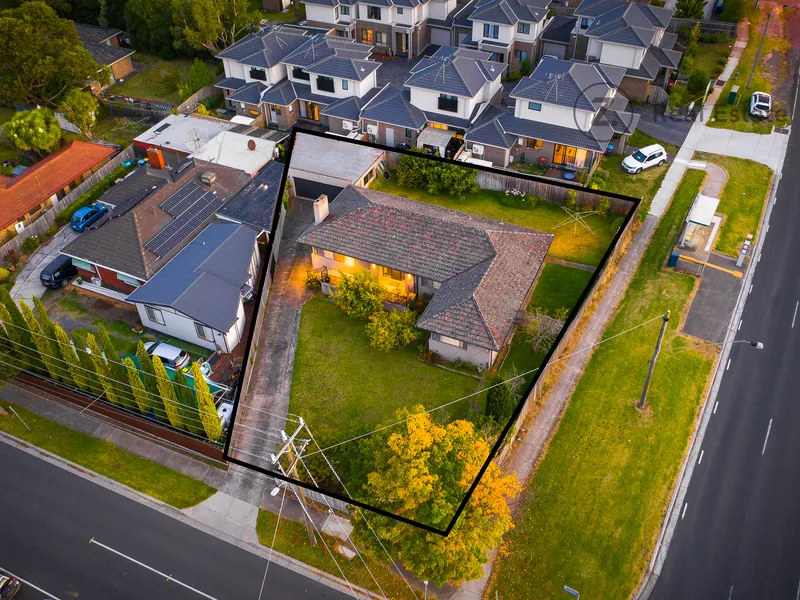 Prized Parcel on a Corner Block!