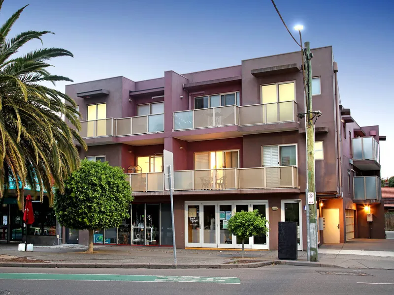 Easy Care, Lock up and Leave Lifestyle!