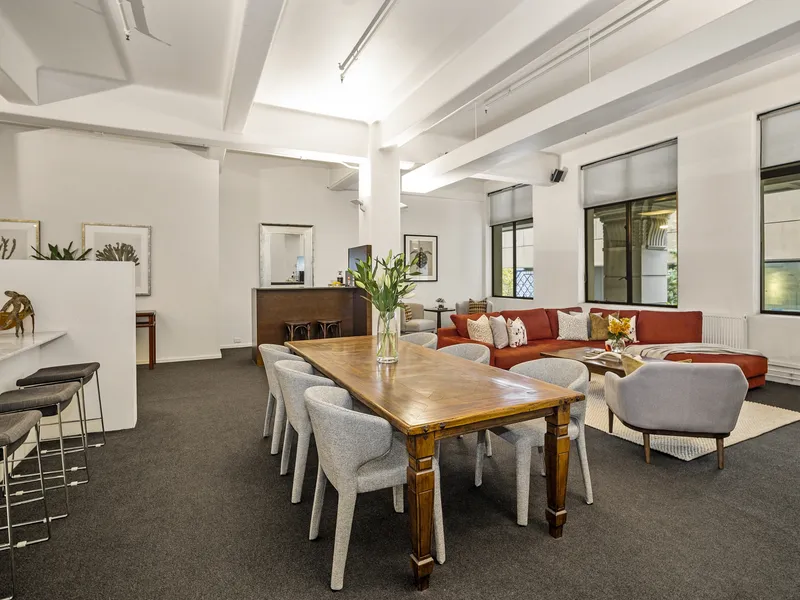“Sargood House” New York Style Warehouse Apartment