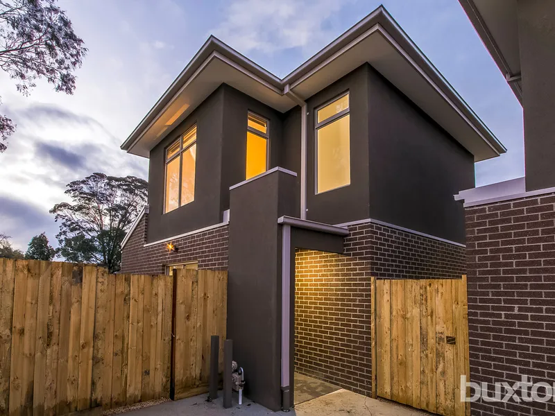 Beautiful Positioned Townhouse