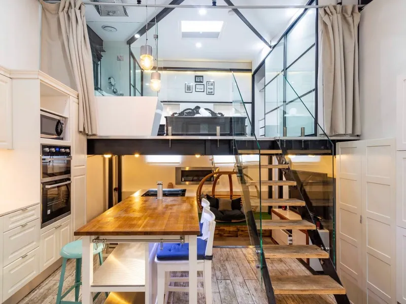 The New York style Loft in little Italy 