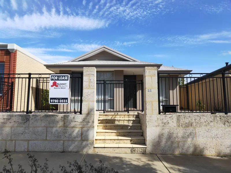 LOW MAINTENANCE LIVING