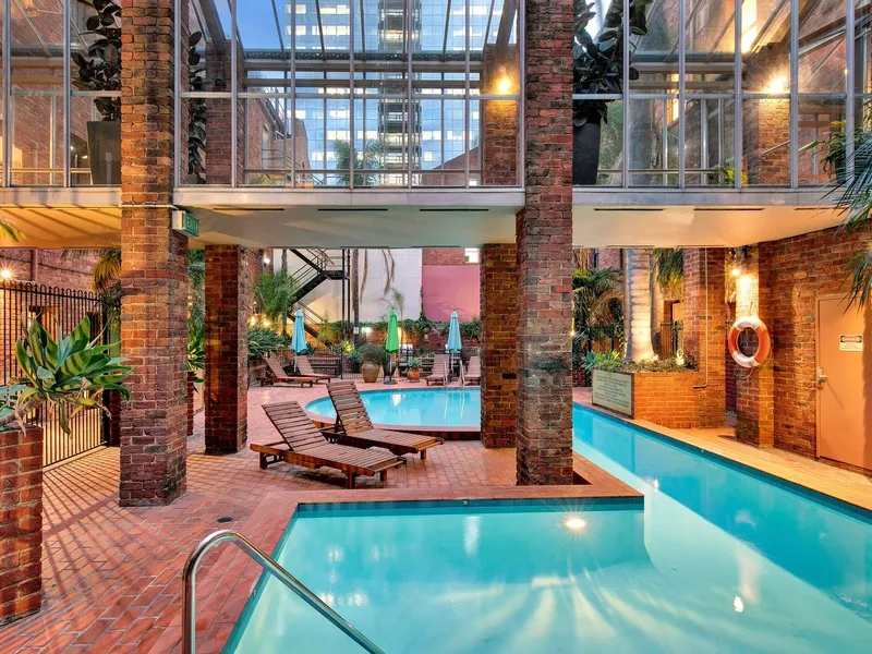 Gordon Place Living!