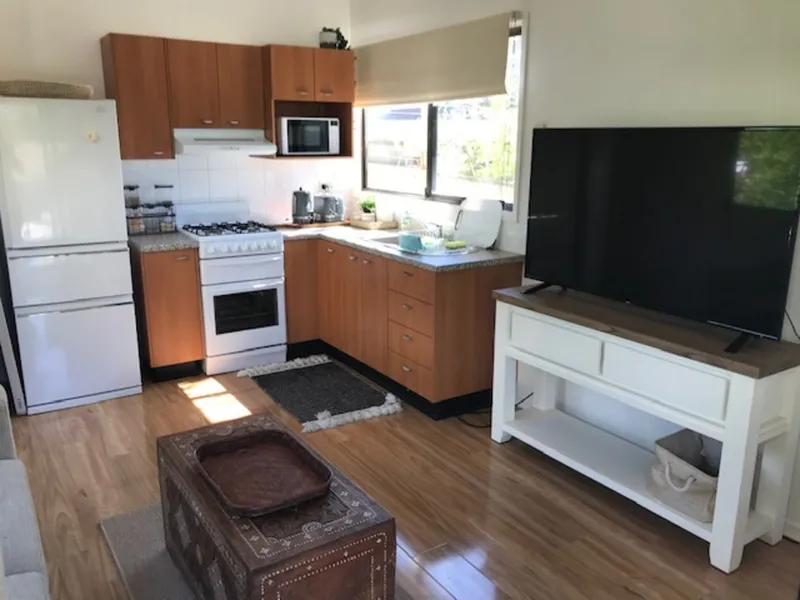 Garden Flat (Own Building, Covered Deck and Courtyard)