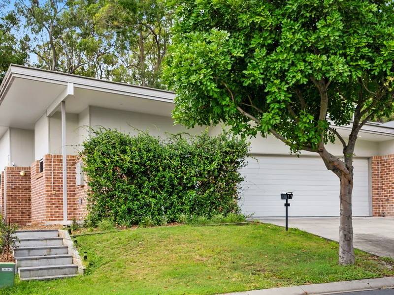 EXECUTIVE NEAR NEW HOME 9KM TO CBD