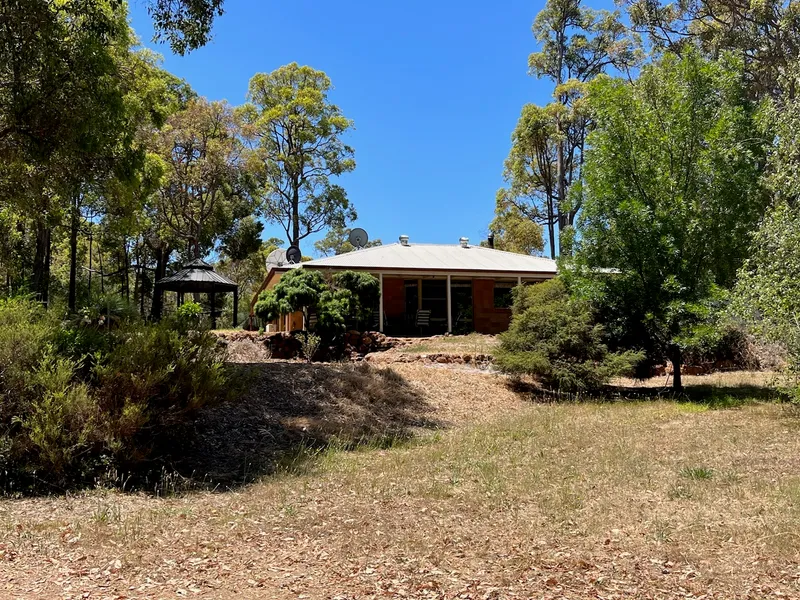 5.4 Acre Hidden Gem!!