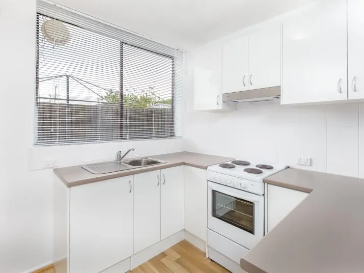 RENOVATED GROUND FLOOR GEM