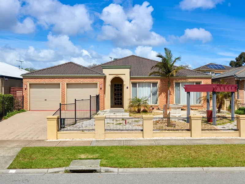 Flexible Floorplan for a Fourth Bedroom!