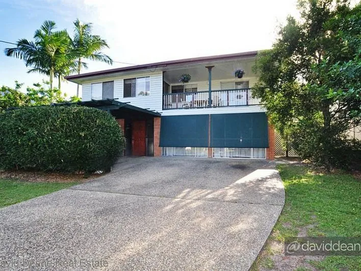 Sold by Brad Facelli and the team at David Deane Real Estate