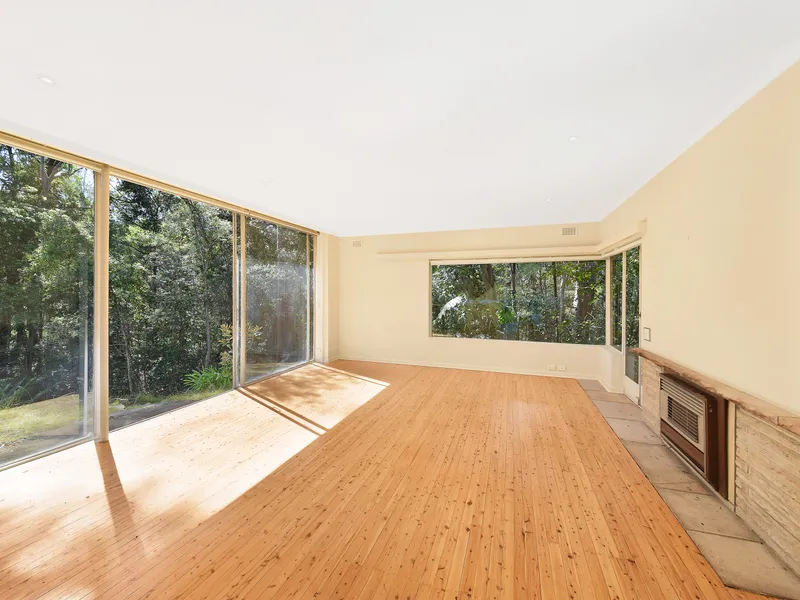 Unique Family Home in Tranquil Bush Setting