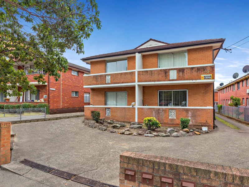 Two Bedroom Apartment In The Heart of Homebush