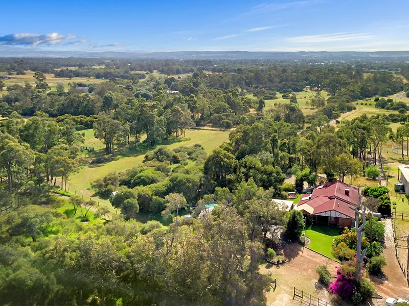Charming Family home in Dardanup