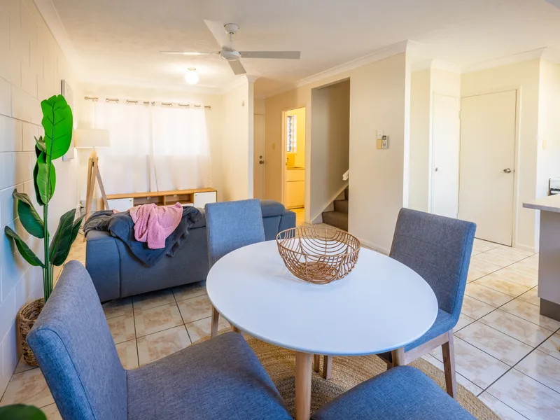 Fresh and neat townhouse for rent!