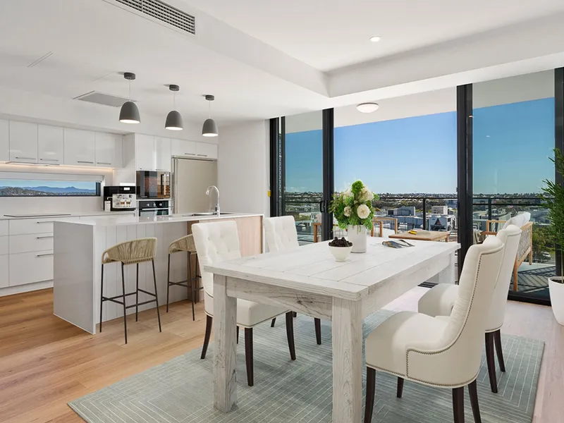 Light and bright, north facing corner apartment on 5th floor.