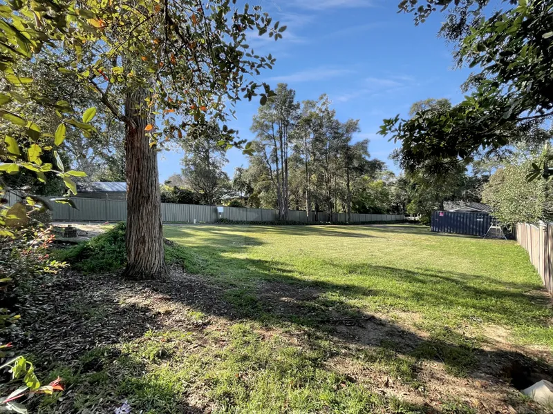 DA Approved Vacant Land with R2 Zoning (1137m2)