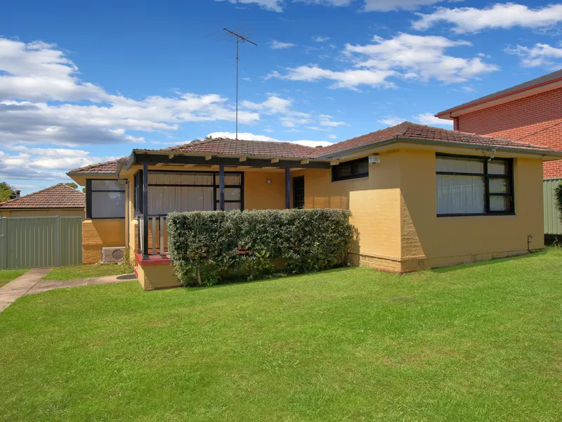 AWESOME PROPERTY AT AWESOME LOCATION