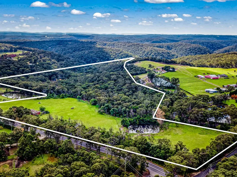 Horse Friendly Acreage!