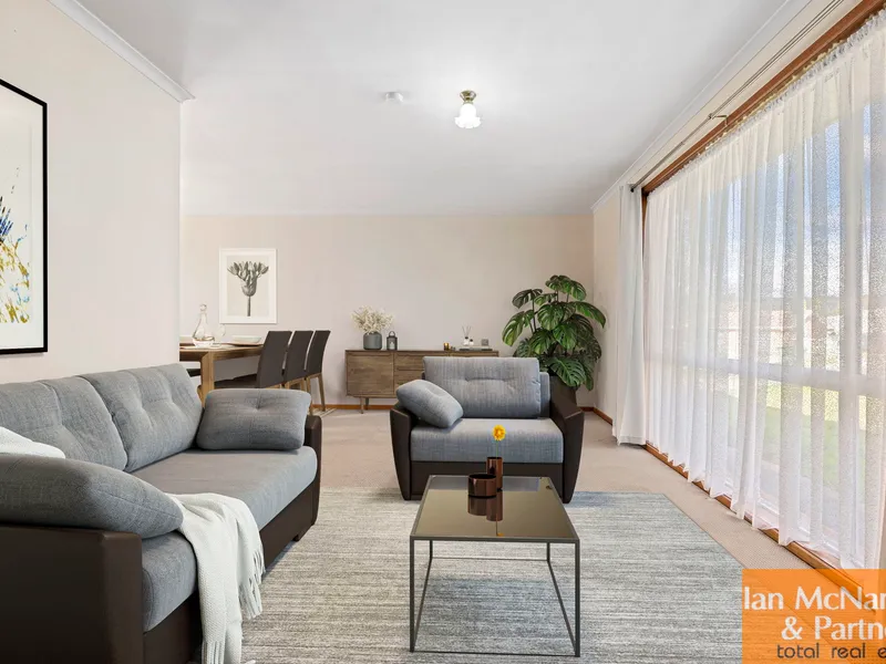 Family Home in Excellent Location !