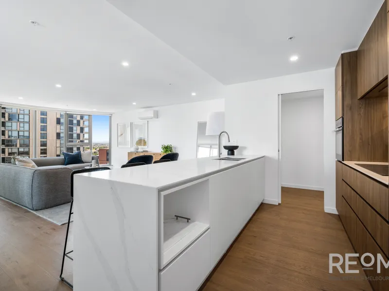 A Must See 3 Bedroom Home in a Newly Build Imposing Presence Building