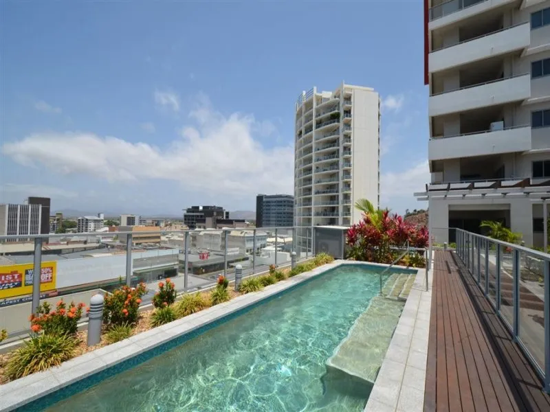 Altitude Apartments - Fully Furnished Executive Unit