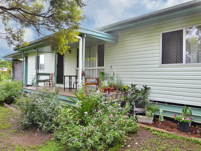 ALL THE CHARM IN THIS COTTAGE