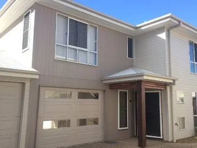 3 BEDROOM TOWN HOUSE WITH POOL