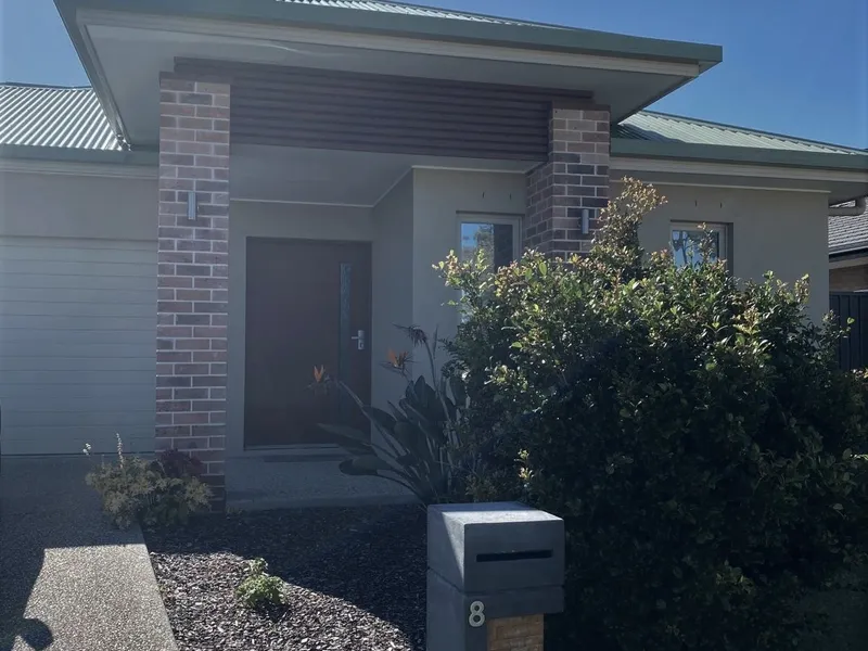 BEAUTIFULLY PRESENTED HOME