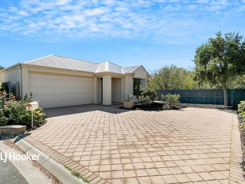Quiet Cul-de-sac Location Close to Amenities!