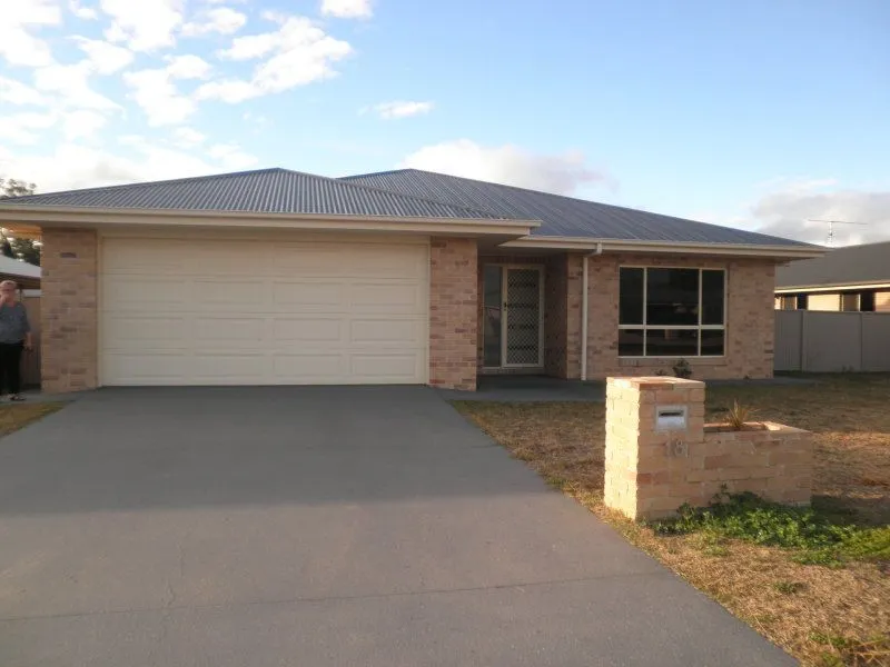 Something Special in Sommerfeld Crescent