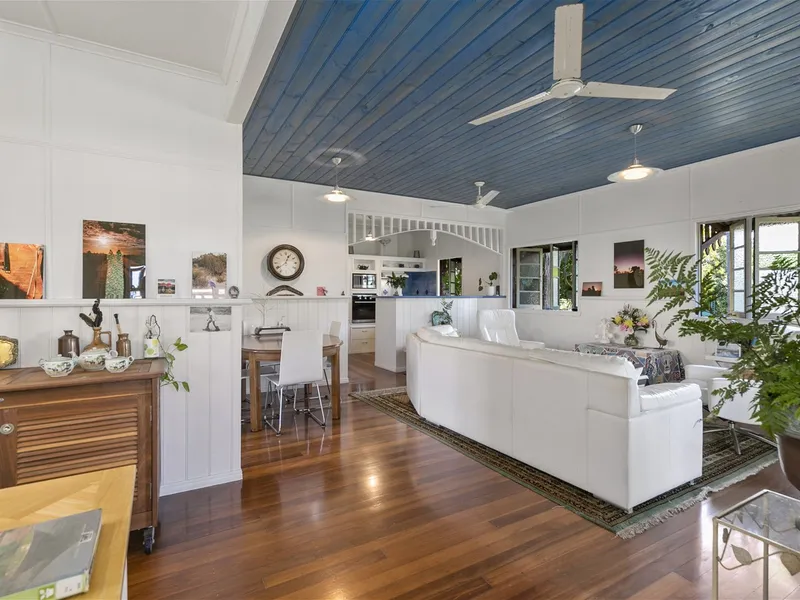 Full of Charm in Old Tewantin 